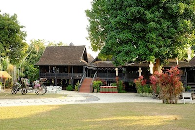 บ้านเสานัก